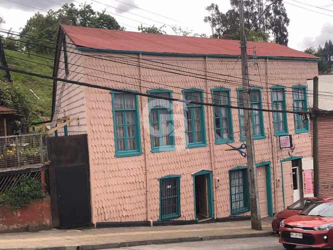 Casa Colonial en Chiloé: Ideal Hotel o Cafetería