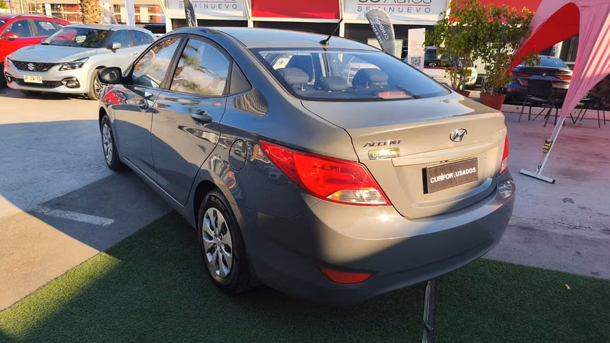 HYUNDAI ACCENT 1.4 SDN HCI VALUE MT