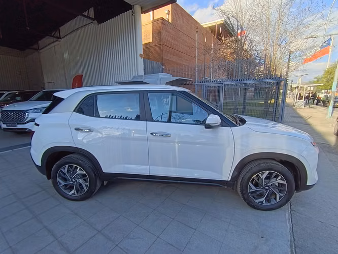 HYUNDAI CRETA 1.5 SU2ID PLUS AT