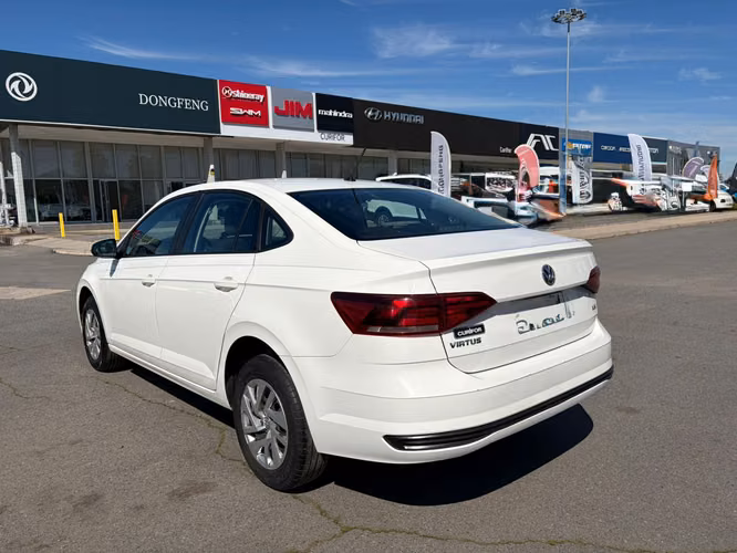 VOLKSWAGEN VIRTUS 1.6 TRENDLINE MT