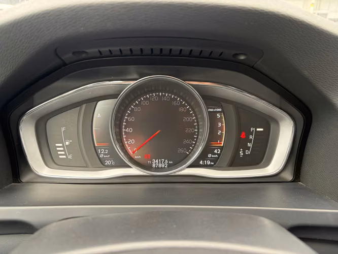 VOLVO S60 2.0 D4 CROSS COUNTRY PLUS AT 4X4 DIESEL - Imagen 9