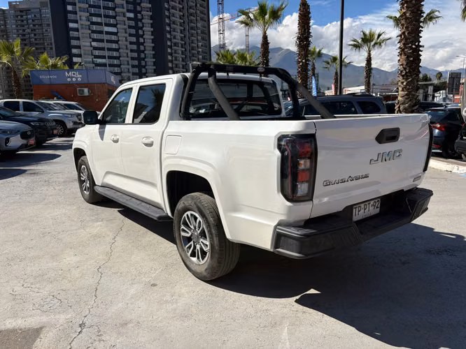 JMC GRAND AVENUE MT 4X2 2,3