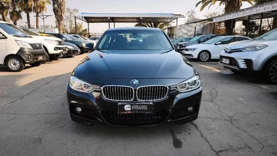 BMW 330I LUXURY 2017