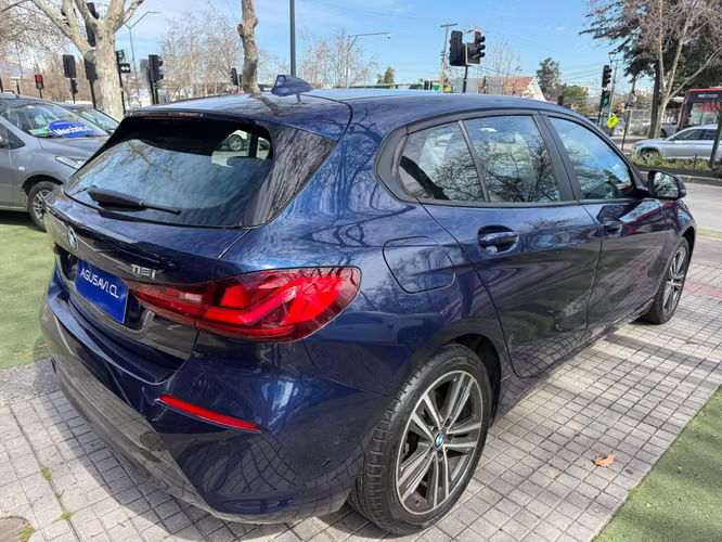BMW 118i 1.5 DINAMYC 4X2 AT 5P. (2020) - Imagen 5
