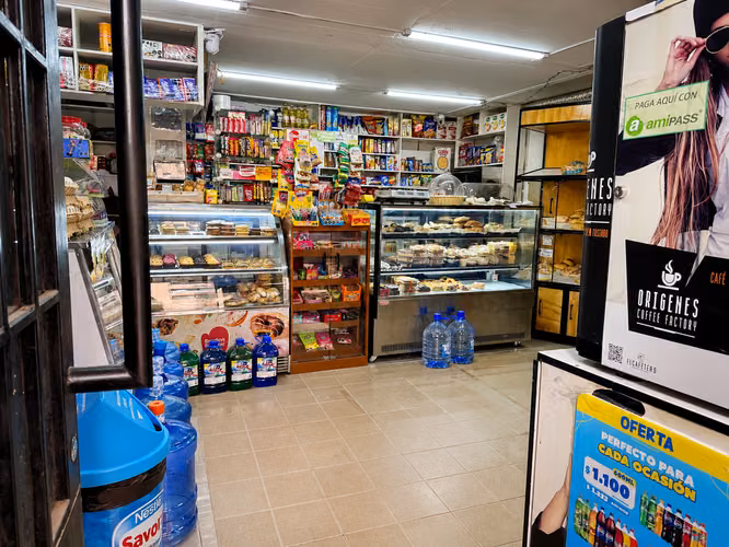 VENTA DERECHO A LLAVE MINIMARKET EN EXCELENTE UBICACIÓN - Imagen 2