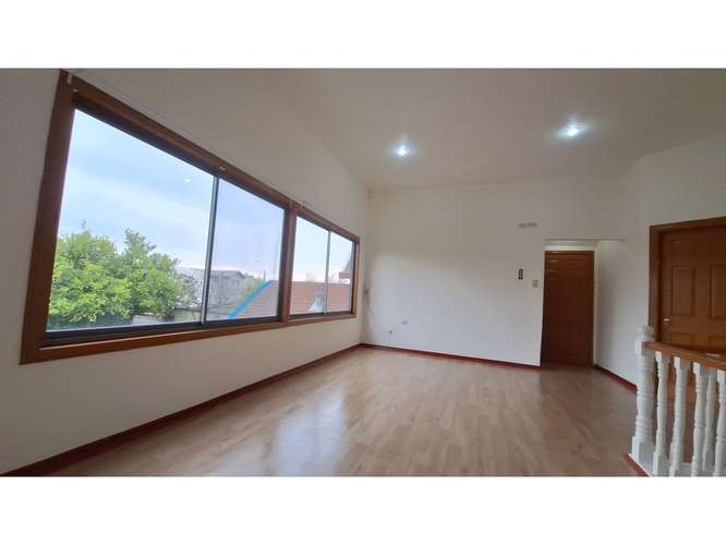 VENDO EXTRAORDINARIA CASA  DE 140 M2 