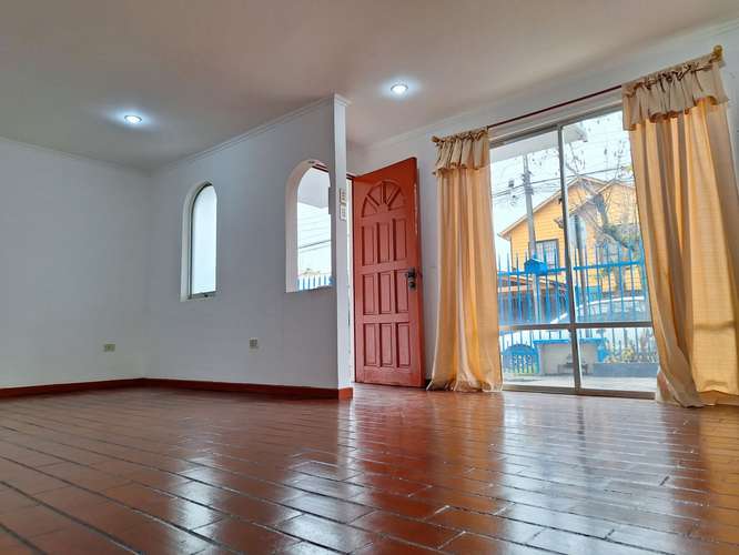 VENDO EXTRAORDINARIA CASA  DE 140 M2 