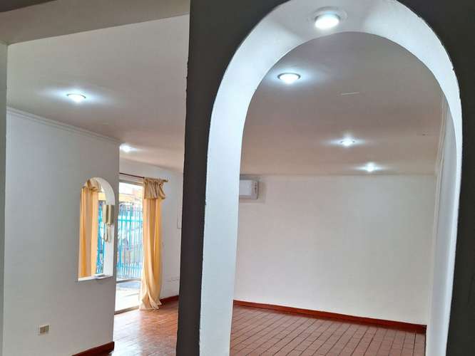 VENDO EXTRAORDINARIA CASA  DE 140 M2 