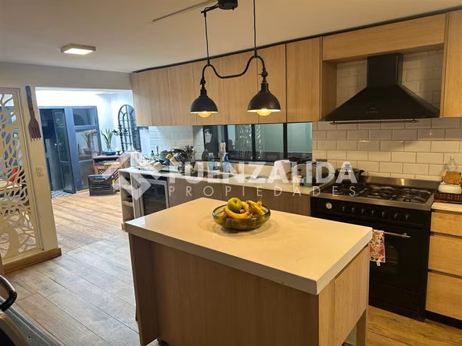 Casa en venta de 4 dorm 4 baños condominio en Huechuraba - Imagen 29