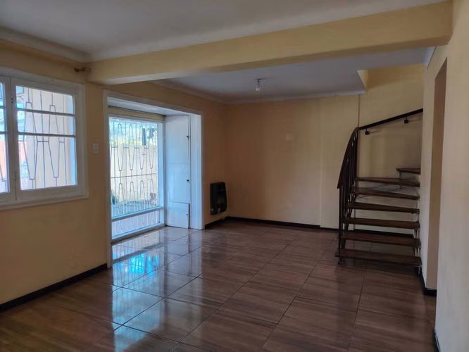 SE ARRIENDA AMPLIA CASA EN SECTOR TRANQUILO (180968) - Imagen 10