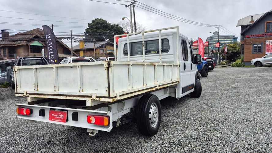 PEUGEOT BOXER 2023