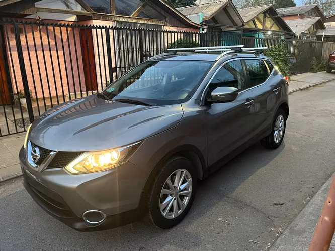 Vendo Nissan Qashqai Sense 2.0 año 2017 - Impecable – Papeles al día hasta 2027