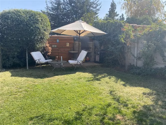 Casa en venta en Peñalolén 4D/ 4B/ Piscina - Imagen 17