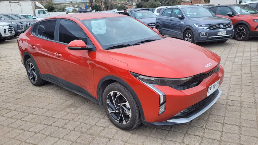 Kia Motors K3 EX MPI 1.6 FULL MEC. 1.6 • 4x2 • Mecánica • 2024