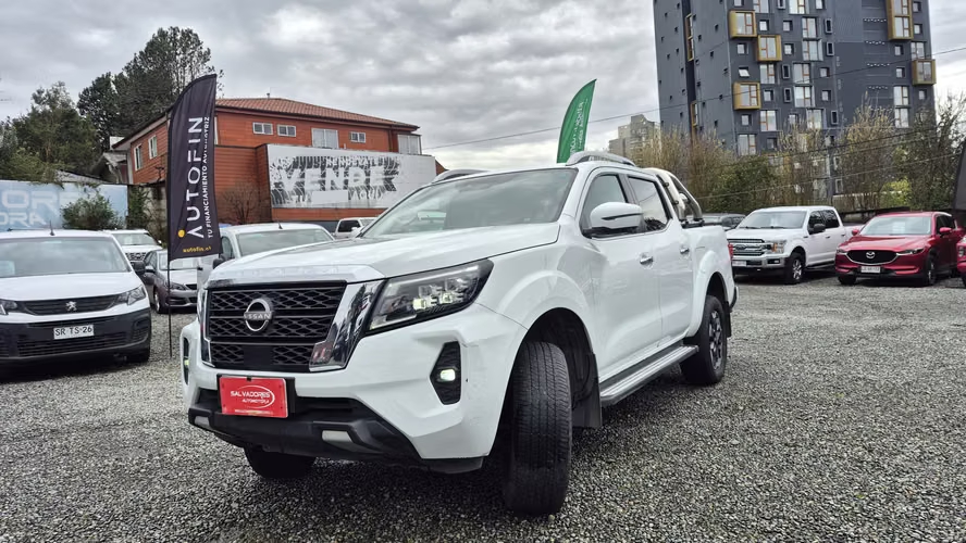 NISSAN NAVARA PLATINUM  2023