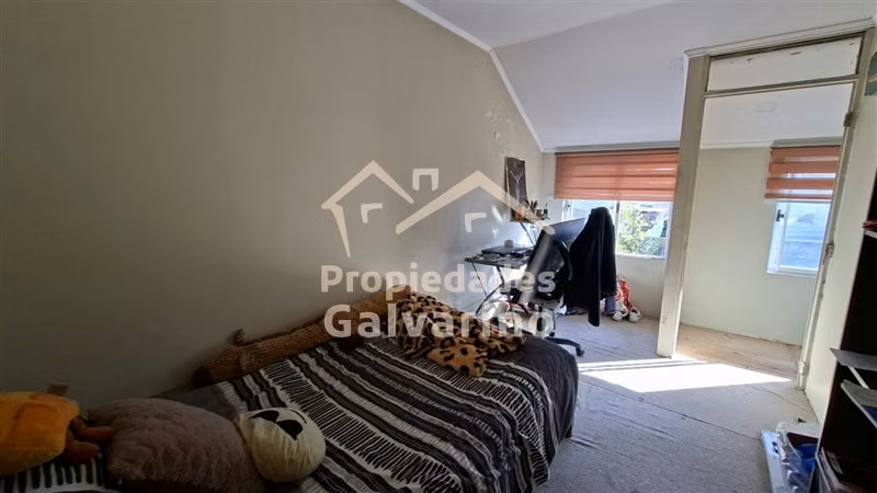 Casa en venta en Peñaflor: Conectividad y seguridad