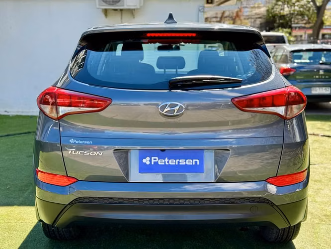 HYUNDAI TUCSON TL 2.0 MT GL ACTIVE NAV - 2017 | 4467 - Imagen 6