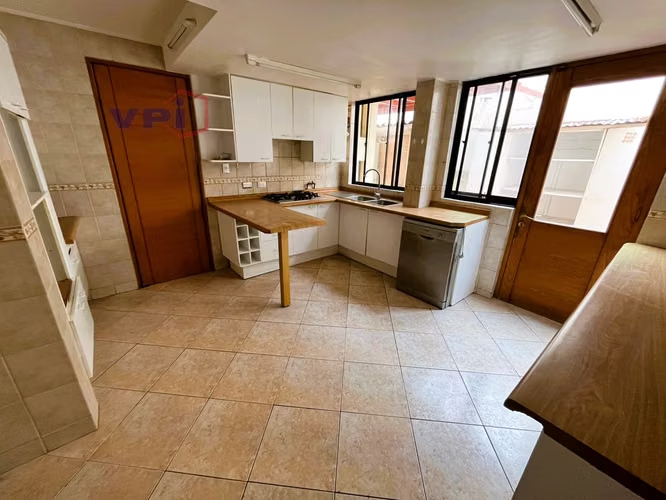 Amplia y Exclusiva Propiedad en Venta en Jardines del Sur - Imagen 7