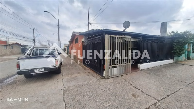 Casa en venta de 2 dorm. en San Joaquín
