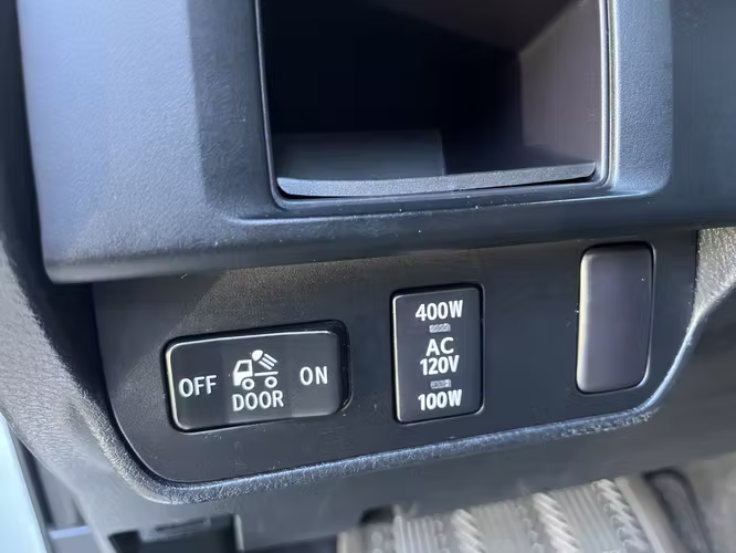 TOYOTA TACOMA DCAB SPORT TRD 3.5 AT AÑO 2016 - Imagen 9