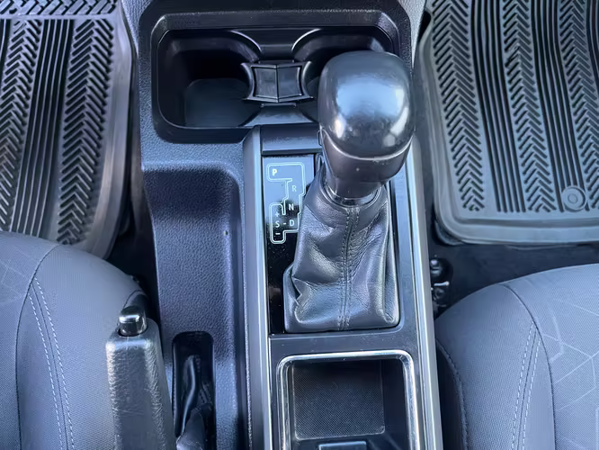 TOYOTA TACOMA DCAB SPORT TRD 3.5 AT AÑO 2016 - Imagen 16