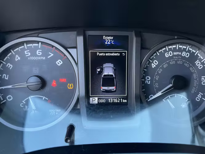 TOYOTA TACOMA DCAB SPORT TRD 3.5 AT AÑO 2016 - Imagen 11
