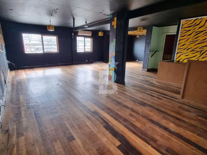 Local comercial en el corazón de Osorno, versátil y amplio - Imagen 10