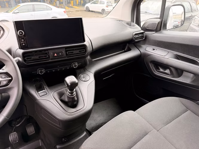 PEUGEOT PARTNER 2025 - Imagen 15