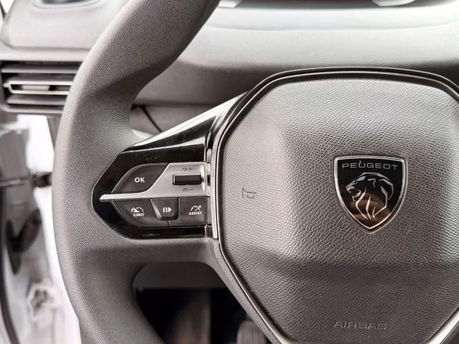PEUGEOT PARTNER 2025 - Imagen 17