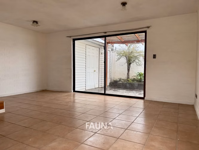 4 Dormitorios-Condominio Cerrado