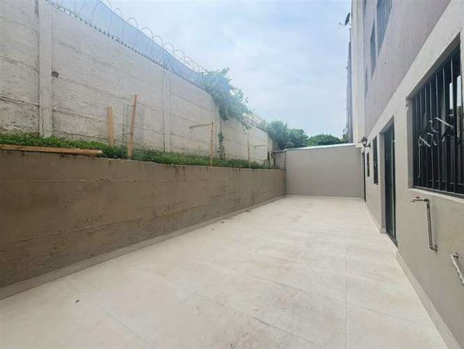 Deptartamento remodelado venta 3D/ terraza. Mall Plaza Egaña - Imagen 5