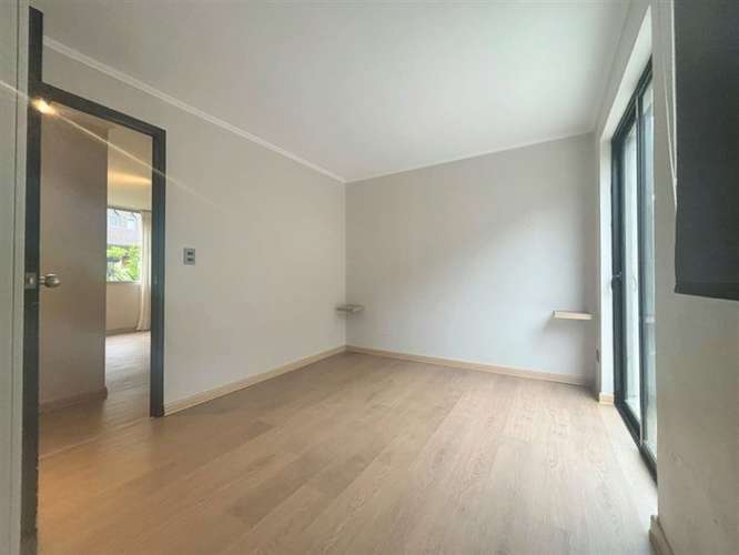 Deptartamento remodelado venta 3D/ terraza. Mall Plaza Egaña - Imagen 8
