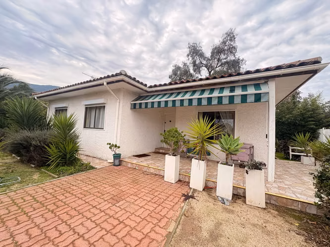 OLMUÉ VENDO HERMOSA CASA DE 1 PISO