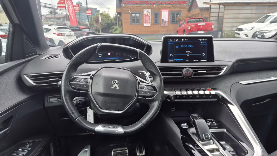 PEUGEOT 3008 GT 2020 - Imagen 15