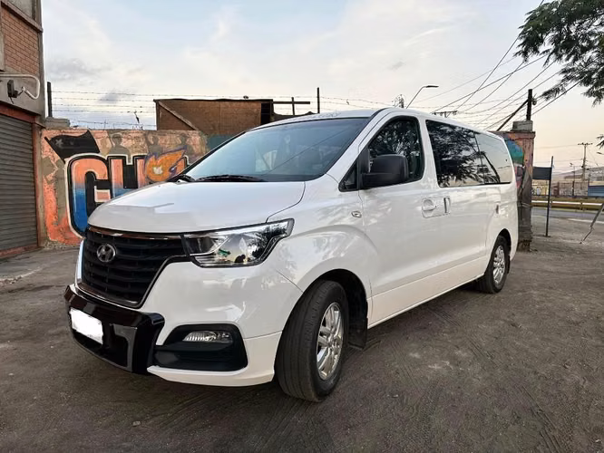 HYUNDAI GRAND STAREX 2018 Manual