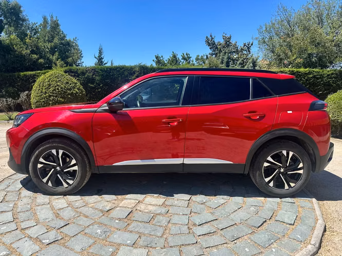 Peugeot 2008 automático diesel 2023