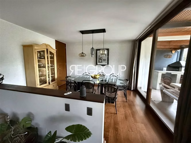 Casa en venta de 4 dorm. en Lo Barnechea