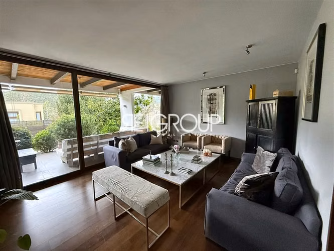 Casa en venta de 4 dorm. en Lo Barnechea