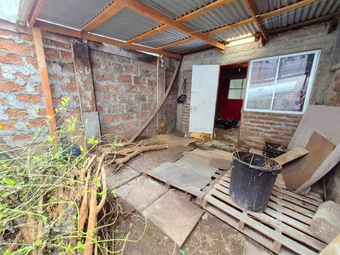 Acogedora Casa 2 Pisos con Patio y Jardín (181009) - Imagen 20