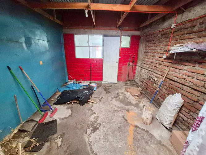 Acogedora Casa 2 Pisos con Patio y Jardín (181009) - Imagen 18