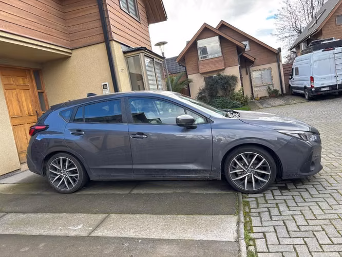Subaru Impreza 2.0 Touring Eyesight Awd