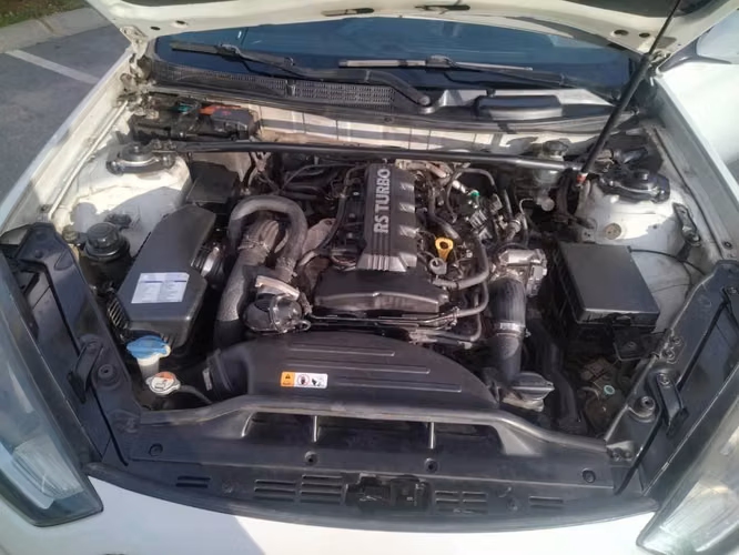 Hyundai Genesis 2.0 T