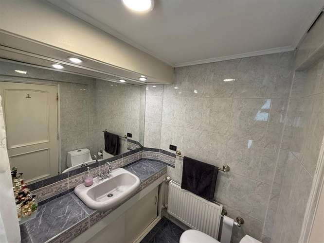Casa en arriendo de 5 dorm. en Chillán - Imagen 5