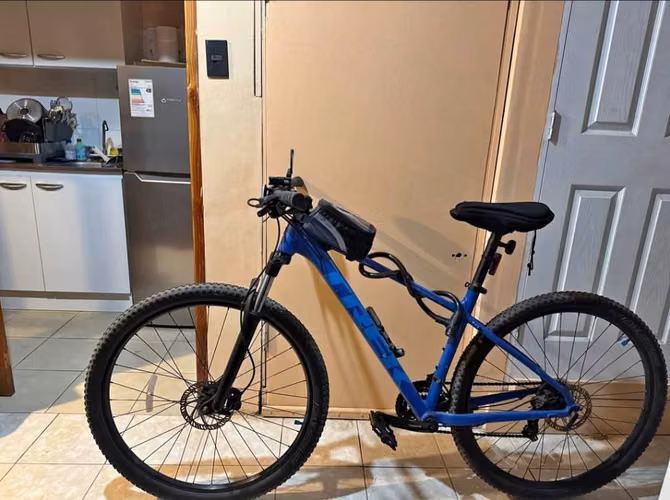 Bicicleta Trek Marlin 5 Aro 29 Azul