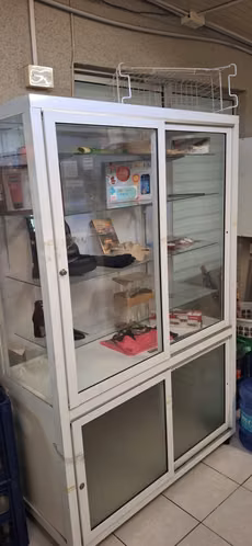 Venta maquinas, vitrinas, muebles para almacén, bazar, minimarket