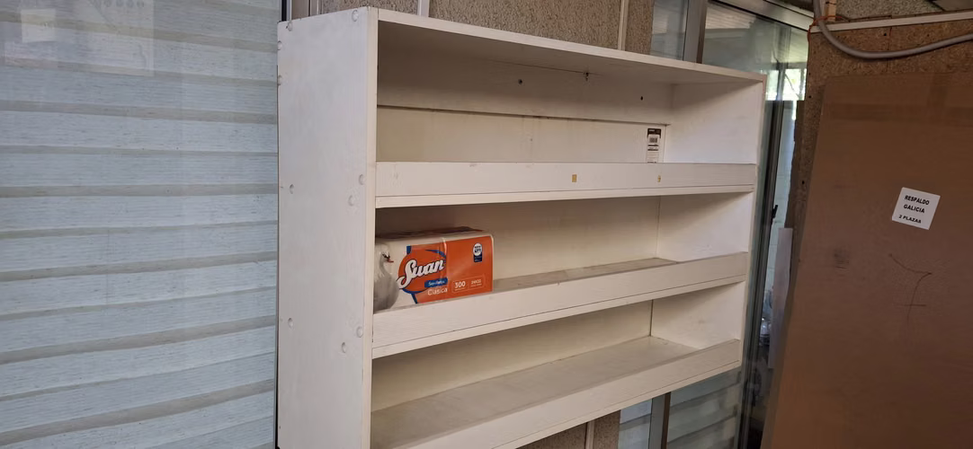 Venta maquinas, vitrinas, muebles para almacén, bazar, minimarket
