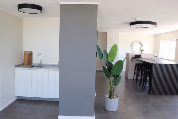 ARRIENDO DEPTO CENTRAL CALLE OROMPELLO