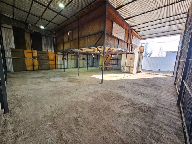 galpón- oficina ( uso opcional u otro) total 250 mtrs
