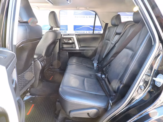 TOYOTA 4 RUNNER 4.0  4X2 2018 - Imagen 8