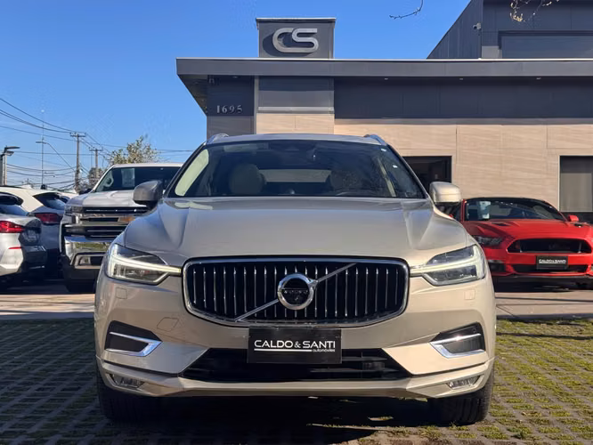 VOLVO XC60 D5 INSCRIPTION 2.0 AT 2018 - Imagen 8